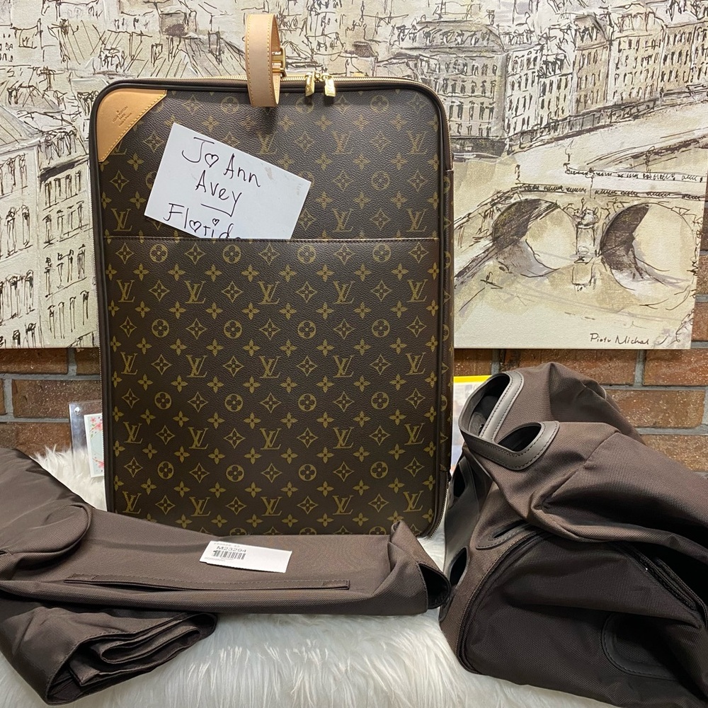 🤩ROLLER LUGGAGE 50 MONOGRAM🤩